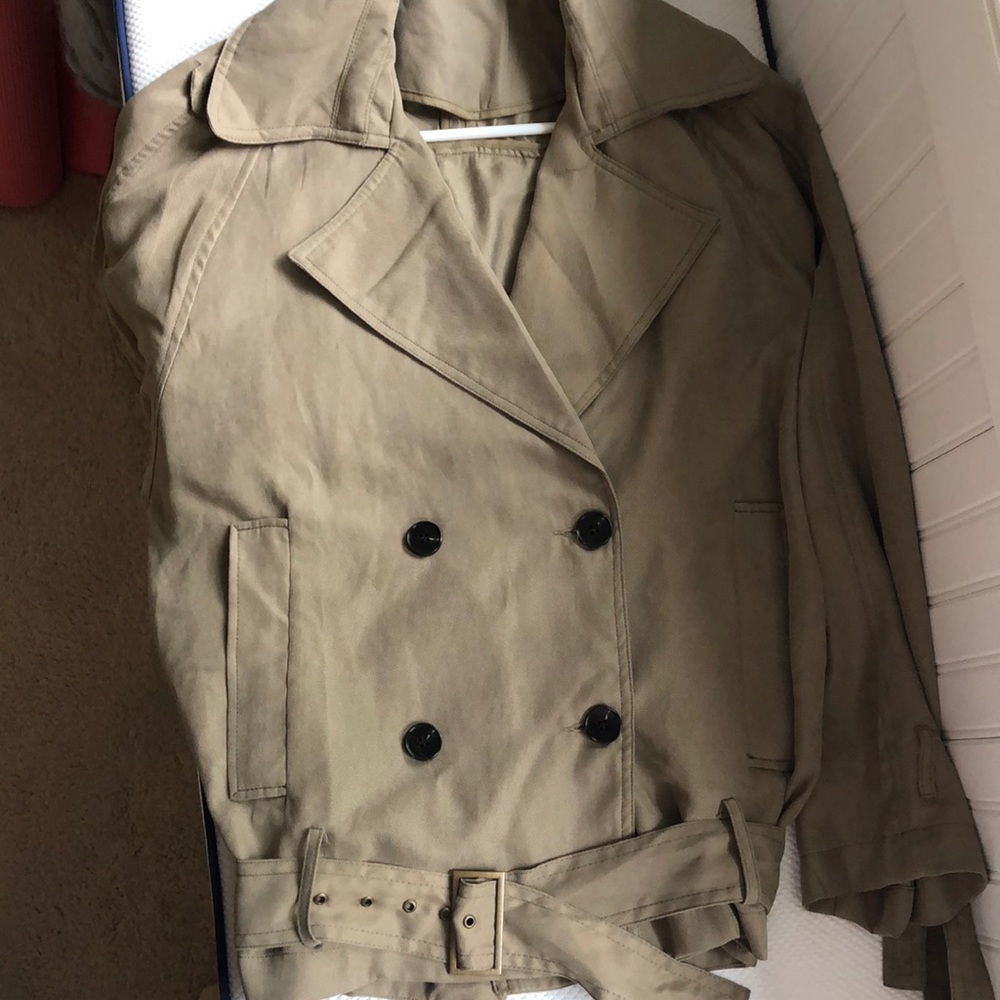 Forever 21 cropped trench coat